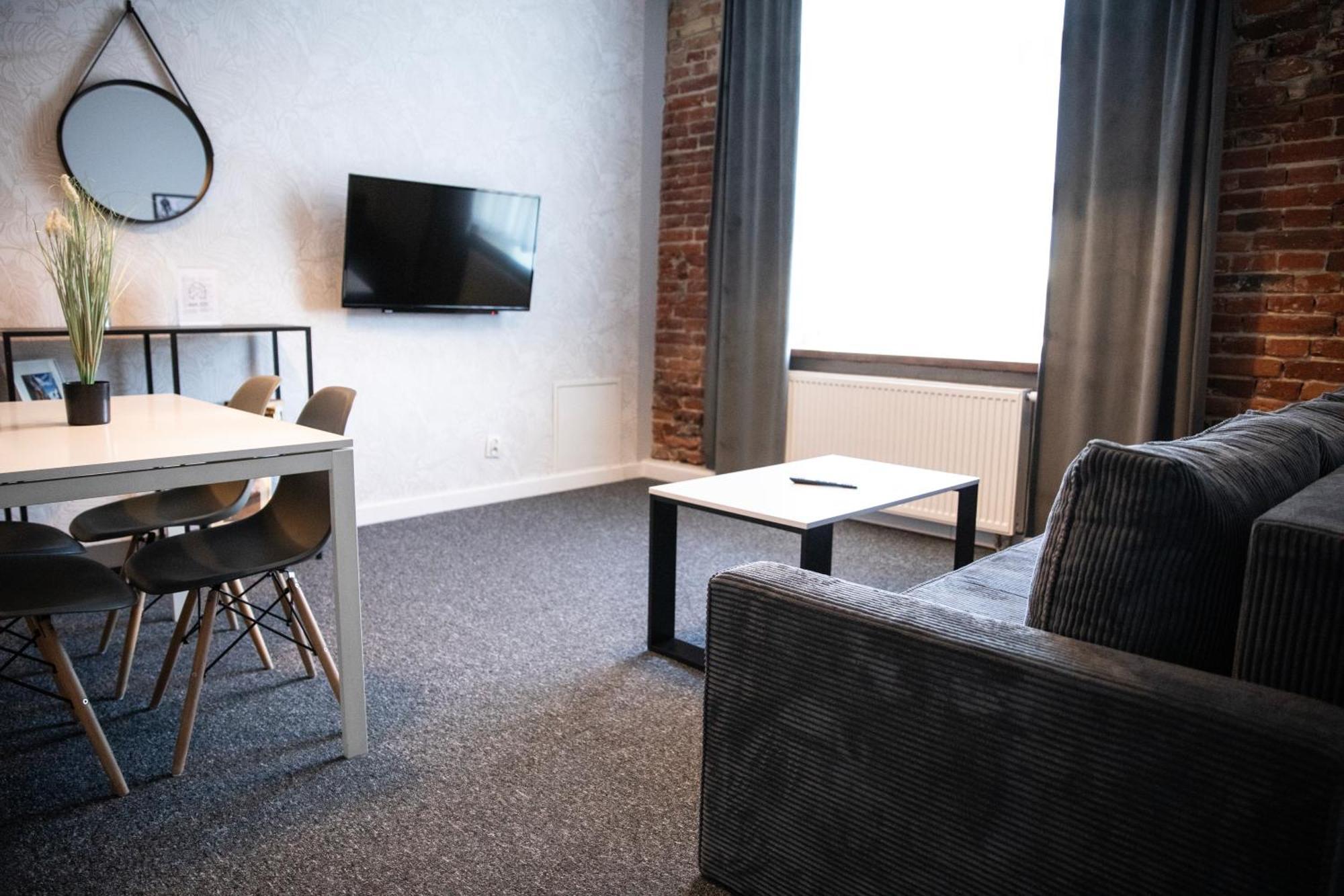 New Adler Bed & Breakfast Лодз Екстериор снимка