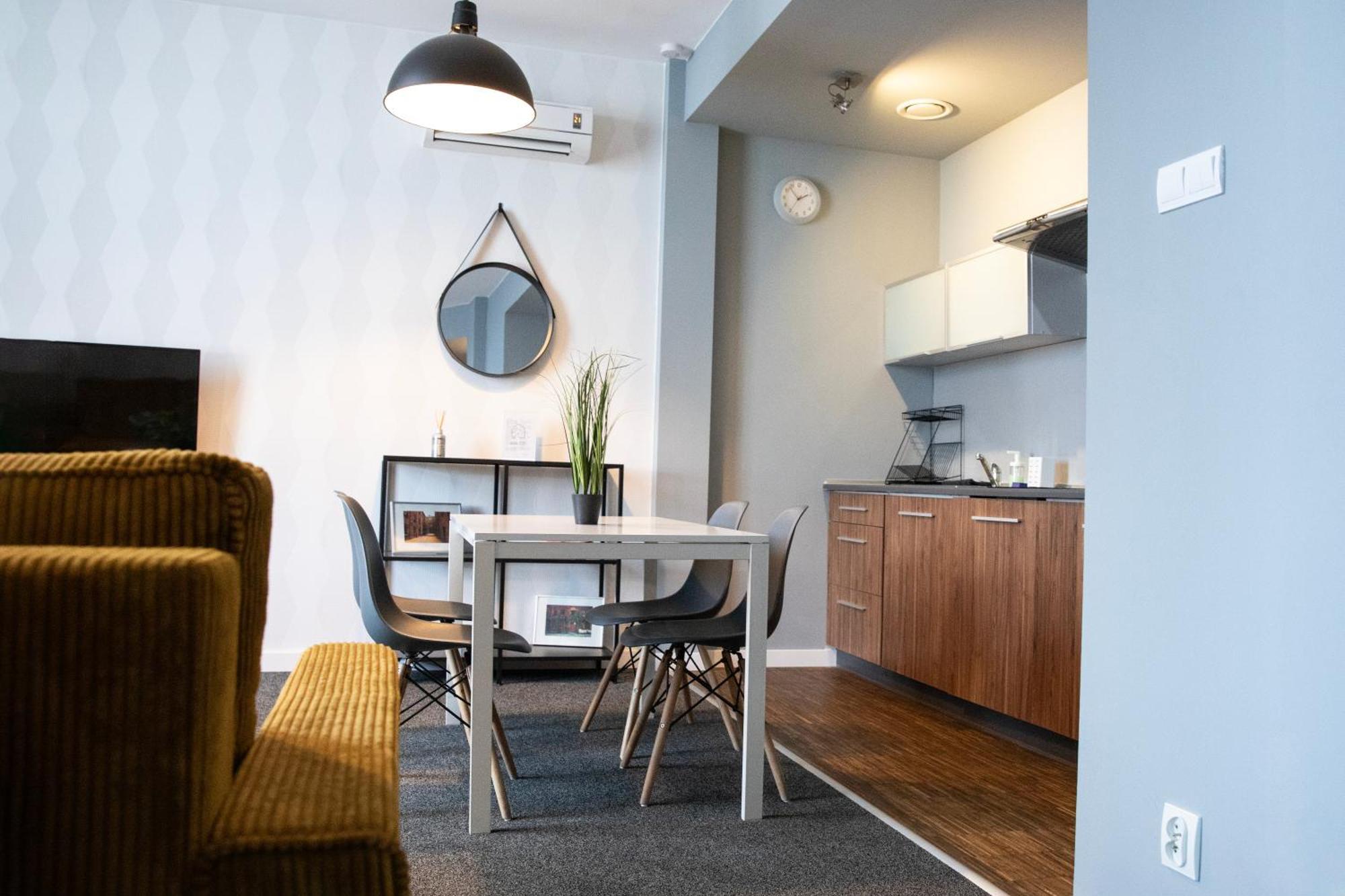 New Adler Bed & Breakfast Лодз Екстериор снимка